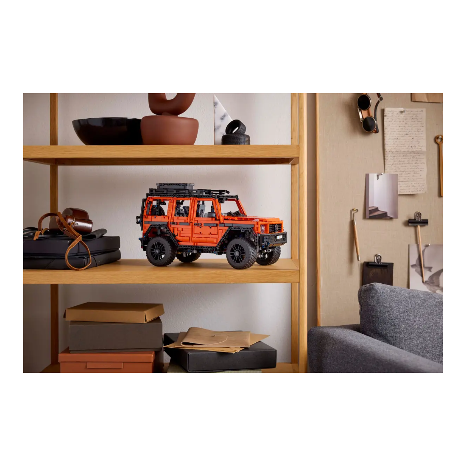 Конструктор LEGO Technic Mercedes-Benz G500 PROFESSIONAL Line, 2891 шт - 8