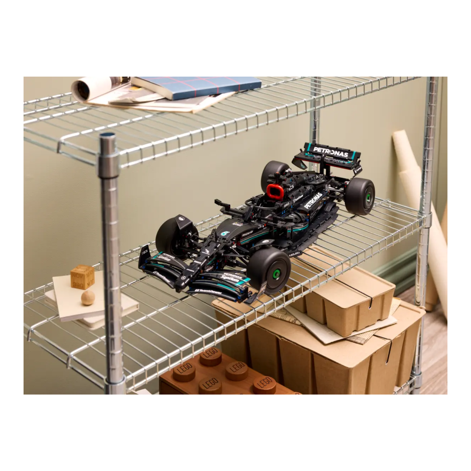 Конструктор LEGO Technic Mercedes-AMG F1 W14 E Performance, 1642 шт - 6