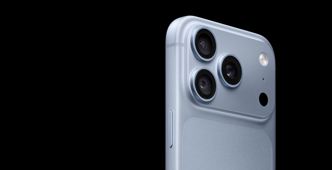Смартфон Apple iPhone 18 Pro 2 ТБ серебристый (eSim) Смартфон Apple iPhone 18 Pro 2 ТБ серебристый (eSim) - 1