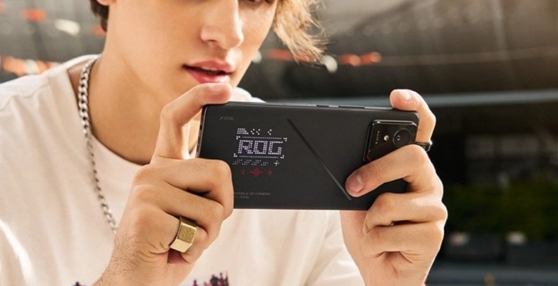 Смартфон ASUS ROG Phone 9 Pro 16/512 ГБ чёрный (2sim) Смартфон ASUS ROG Phone 9 Pro 16/512 ГБ чёрный (2sim) - 1