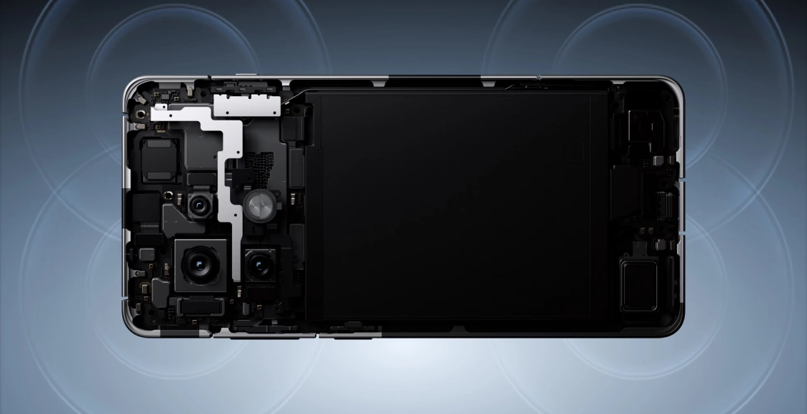 Смартфон OnePlus 6.webp