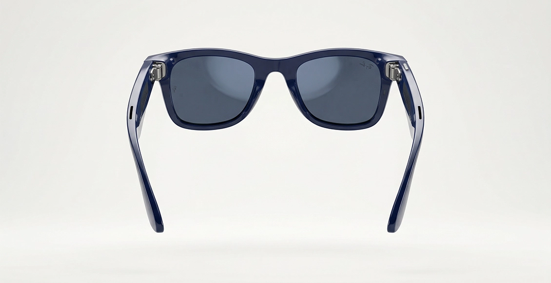 Умные очки Ray-Ban Wayfarer Gen 2 Shiny Black, Clear/Graphite Green Transitions, (50-22-150mm) Умные очки Ray-Ban Wayfarer Gen 2 Shiny Black, Clear/Graphite Green Transitions, (50-22-150mm) - 1