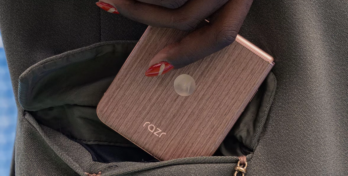 Смартфон Motorola Razr 60 Ultra 16/512 ГБ зелёный (1sim + eSim)  - 5