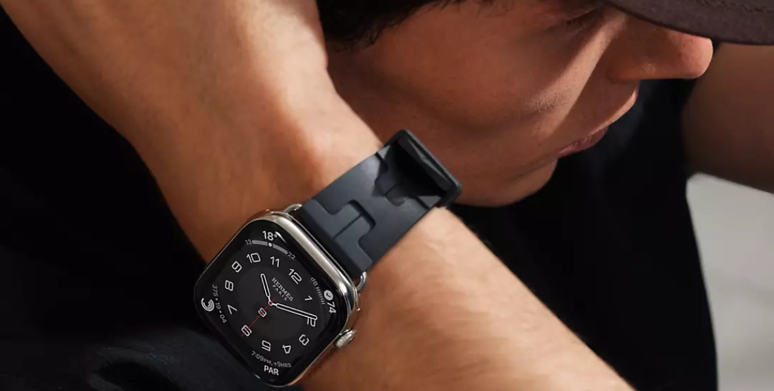 Умные часы Apple Watch Hermes Series 11 42mm GPS + Cellular Silver Titanium Case Gold/Ecru Single Tour Toile H Strap  (with Orange Hermès Sport band) - 7