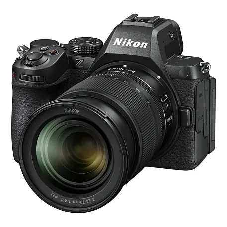 Фотоаппарат Nikon Z5 II Kit NIKKOR Z 24-200mm f/4-6.3 чёрный - 2